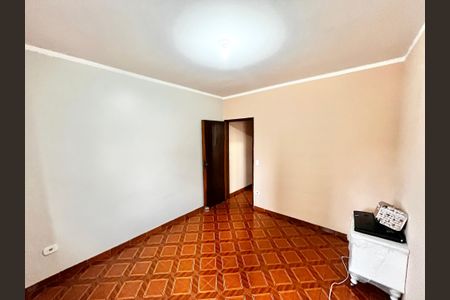 Quarto 2 de casa à venda com 3 quartos, 80m² em Vila Ester (zona Norte), São Paulo