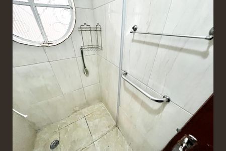 Casa para alugar com 80m², 3 quartos e 2 vagasBanheiro 2