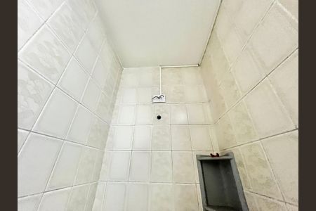 Casa para alugar com 80m², 3 quartos e 2 vagasBanheiro