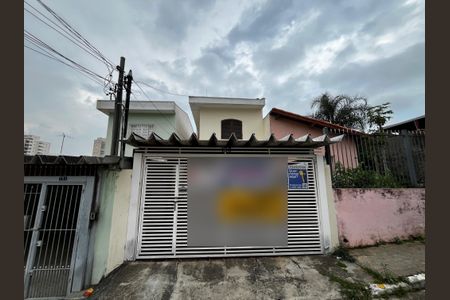Casa para alugar com 80m², 3 quartos e 2 vagasFachada