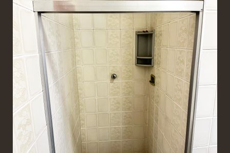 Casa para alugar com 80m², 3 quartos e 2 vagasBanheiro