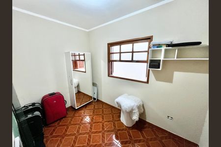Casa para alugar com 80m², 3 quartos e 2 vagasQuarto 3