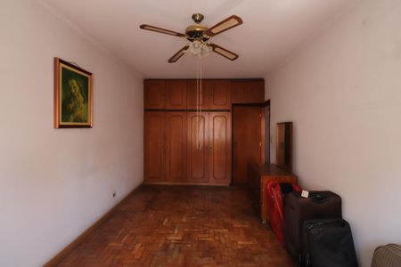 Casa à venda com 285m², 3 quartos e 6 vagasQuarto 2