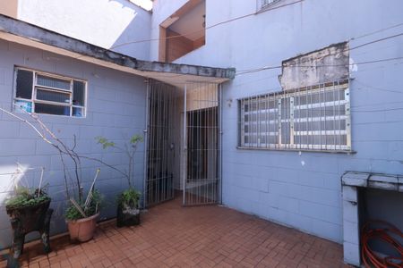 Casa à venda com 285m², 3 quartos e 6 vagasQuintal