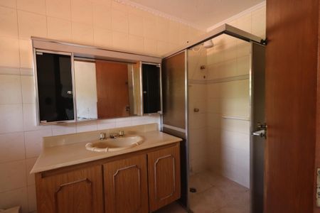 Casa à venda com 285m², 3 quartos e 6 vagasBanheiro