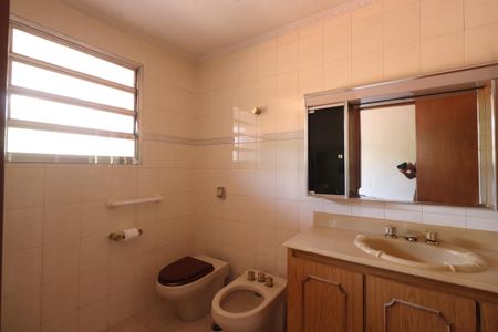 Casa à venda com 285m², 3 quartos e 6 vagasBanheiro