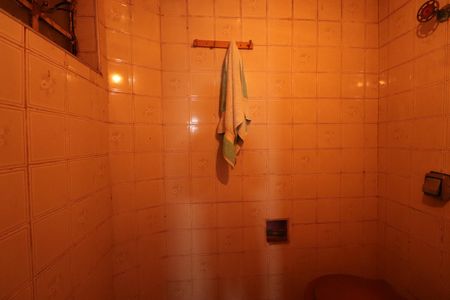 Casa à venda com 285m², 3 quartos e 6 vagasBanheiro da garagem