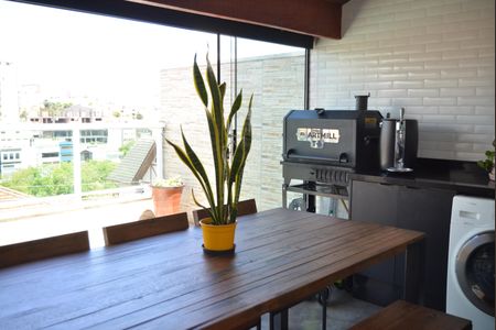 Apartamento à venda com 100m², 2 quartos e 1 vagaÁrea gourmet