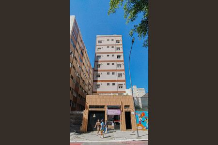 Studio para alugar com 34m², 1 quarto e sem vaga Studio para alugar com 34m², 1 quarto e sem vagaFachada