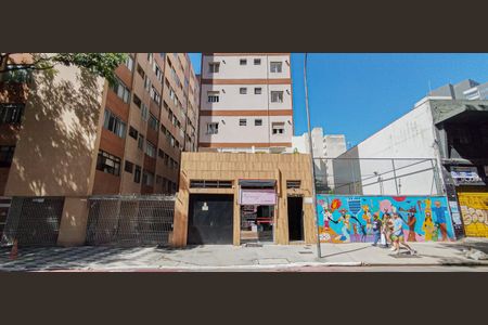 Studio para alugar com 34m², 1 quarto e sem vaga Studio para alugar com 34m², 1 quarto e sem vagaFachada