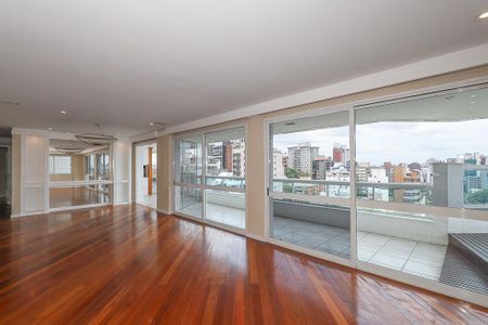 Sala de apartamento para alugar com 3 quartos, 228m² em Rio Branco, Porto Alegre
