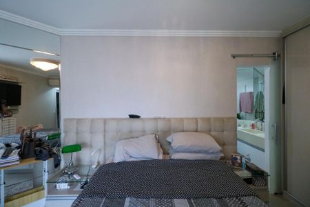 Apartamento à venda com 153m², 3 quartos e 3 vagasSuíte 1