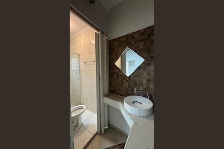 Banheiro de apartamento para alugar com 2 quartos, 60m² em Utinga, Santo André