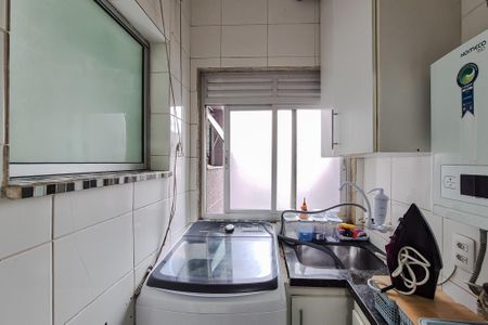 Apartamento à venda com 65m², 2 quartos e 1 vagaCozinha e Área de Serviço