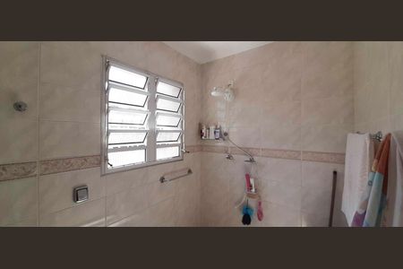 Casa à venda com 236m², 3 quartos e 2 vagasBanheiro dos Quartos