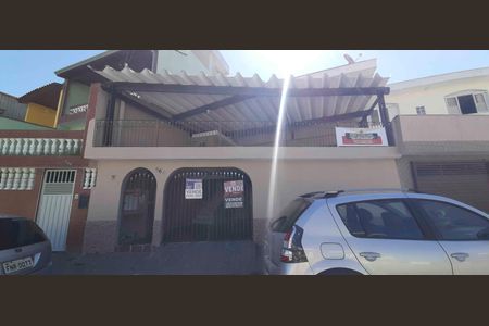 Casa à venda com 236m², 3 quartos e 2 vagasFachada da Casa