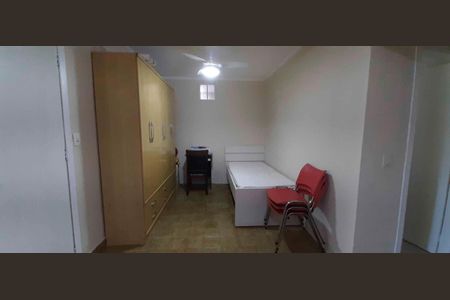 Casa à venda com 236m², 3 quartos e 2 vagasEscritório