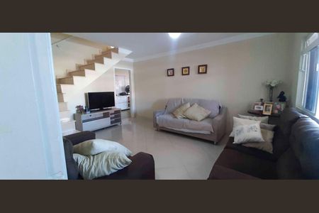 Sala de casa à venda com 3 quartos, 236m² em Km 18, Osasco