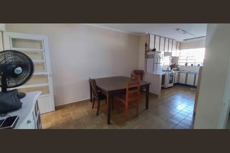 Casa à venda com 236m², 3 quartos e 2 vagasSala de Jantar