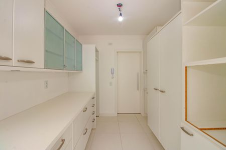 Apartamento para alugar com 123m², 2 quartos e 2 vagasCozinha e Área de Serviço