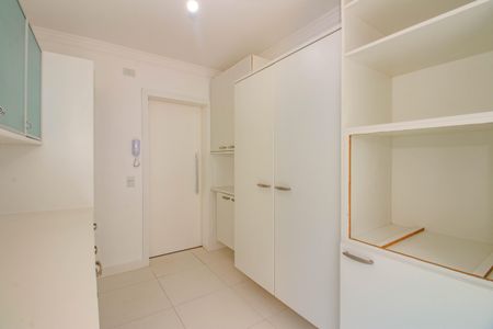 Apartamento para alugar com 123m², 2 quartos e 2 vagasCozinha e Área de Serviço
