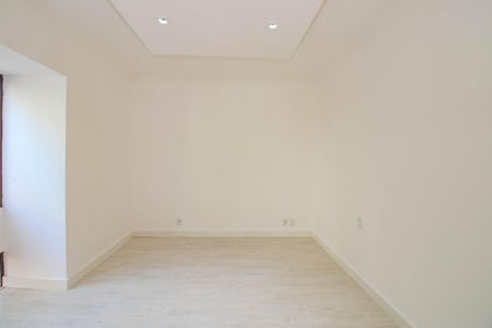 Quarto de apartamento para alugar com 2 quartos, 123m² em Petrópolis, Porto Alegre