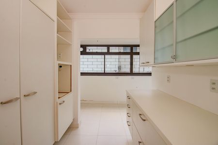 Apartamento para alugar com 123m², 2 quartos e 2 vagasCozinha e Área de Serviço