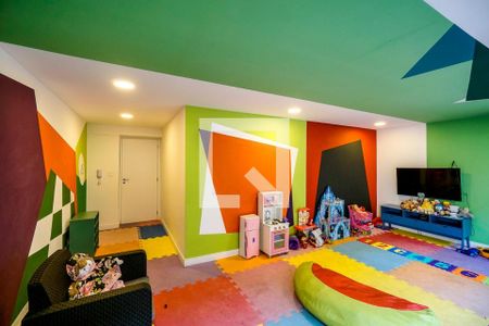 Apartamento à venda com 55m², 2 quartos e 1 vaga Apartamento à venda com 55m², 2 quartos e 1 vagaÁrea comum - Brinquedoteca