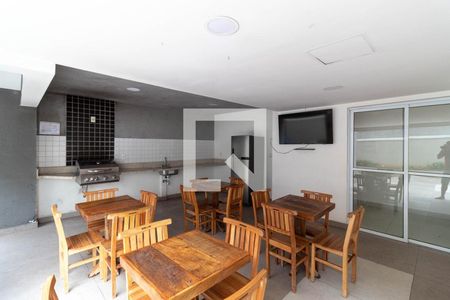 Apartamento à venda com 55m², 2 quartos e 1 vaga Apartamento à venda com 55m², 2 quartos e 1 vagaÁrea comum - Churrasqueira