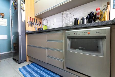 Apartamento à venda com 55m², 2 quartos e 1 vaga Apartamento à venda com 55m², 2 quartos e 1 vagaCozinha e Área de Serviço
