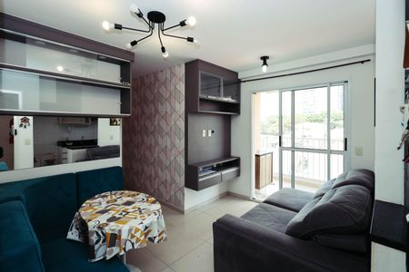 Sala de apartamento para alugar com 2 quartos, 55m² em Vila Nair, São Paulo