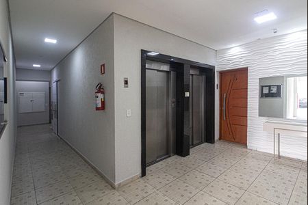 Apartamento à venda com 50m², 2 quartos e 1 vaga Apartamento à venda com 50m², 2 quartos e 1 vagahall de entrada_2