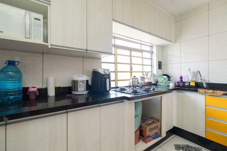 Casa para alugar com 400m², 2 quartos e 1 vaga Casa para alugar com 400m², 2 quartos e 1 vagaCozinha