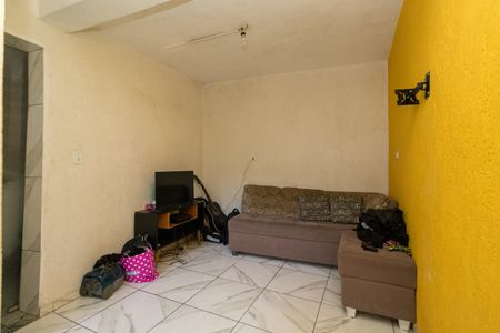 Casa para alugar com 400m², 2 quartos e 1 vaga Casa para alugar com 400m², 2 quartos e 1 vagaSala