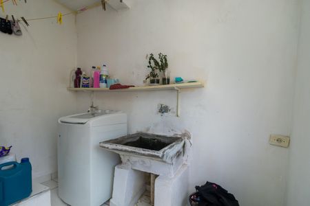 Casa para alugar com 400m², 2 quartos e 1 vaga Casa para alugar com 400m², 2 quartos e 1 vagaÁrea de Serviço