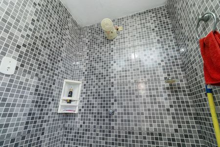 Casa para alugar com 400m², 2 quartos e 1 vaga Casa para alugar com 400m², 2 quartos e 1 vagaBanheiro Suíte 2