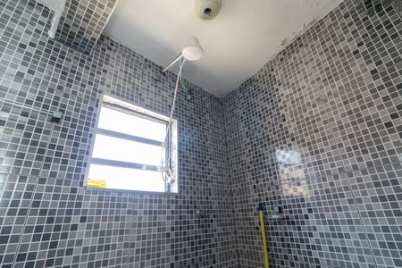 Casa para alugar com 400m², 2 quartos e 1 vaga Casa para alugar com 400m², 2 quartos e 1 vagaBanheiro Suíte 1