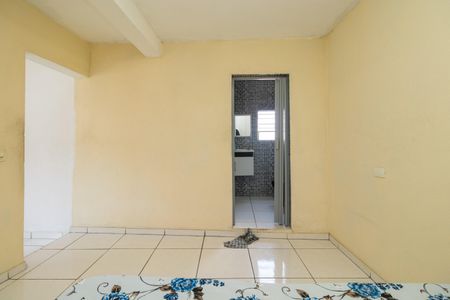 Casa para alugar com 400m², 2 quartos e 1 vaga Casa para alugar com 400m², 2 quartos e 1 vagaSuíte 2