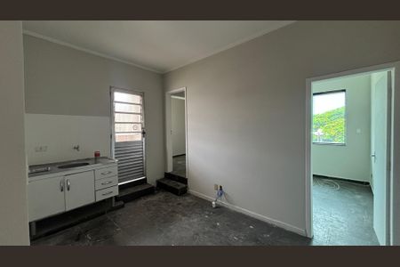 Cozinha de apartamento para alugar com 2 quartos, 55m² em Utinga, Santo André