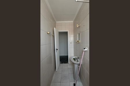 Apartamento para alugar com 55m², 2 quartos e sem vagaBanheiro