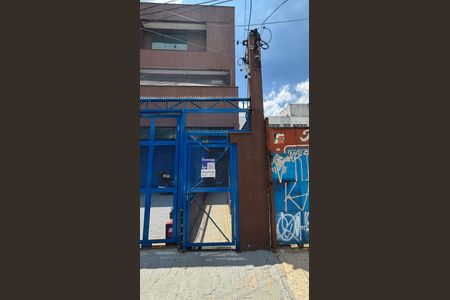 Apartamento para alugar com 55m², 2 quartos e sem vagaFachada