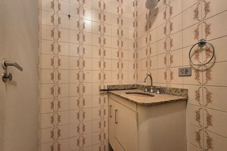 Apartamento à venda com 80m², 2 quartos e 1 vaga Apartamento à venda com 80m², 2 quartos e 1 vagaBanheiro