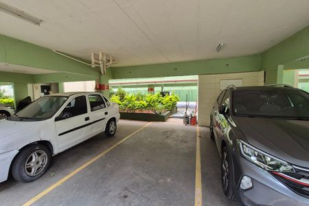 Apartamento à venda com 80m², 2 quartos e 1 vaga Apartamento à venda com 80m², 2 quartos e 1 vagaGaragem