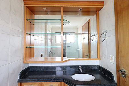 Apartamento para alugar com 104m², 3 quartos e 2 vagasBanheiro da Suíte