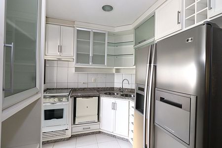 Apartamento para alugar com 104m², 3 quartos e 2 vagasCozinha - Armários