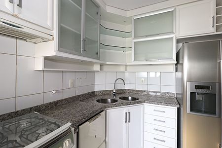 Apartamento para alugar com 104m², 3 quartos e 2 vagasCozinha - Armários