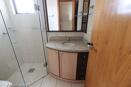 Apartamento para alugar com 104m², 3 quartos e 2 vagasBanheiro Social