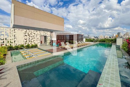 Studio para alugar com 25m², 1 quarto e sem vagaPiscina