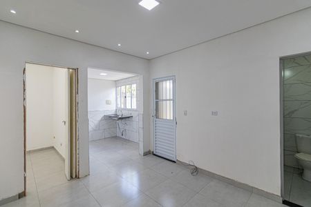 Sala e Cozinha de casa para alugar com 2 quartos, 35m² em Parque Boturussu, São Paulo