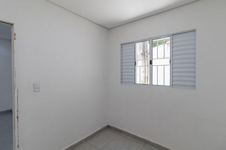 Quarto 1 de casa para alugar com 2 quartos, 35m² em Parque Boturussu, São Paulo